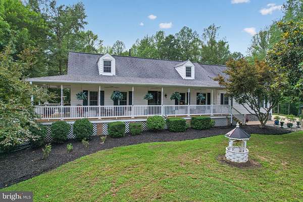 4.5 Acres of Land with Home for Sale in Mechanicsville, Maryland