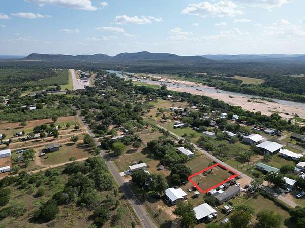 0.24 Acres of Residential Land for Sale in Kingsland, Texas