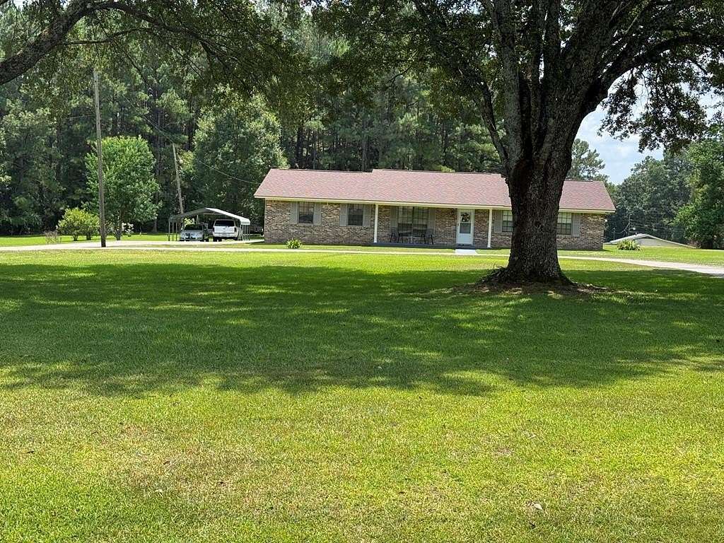 1.85 Acres of Land with Home for Sale in Laurel, Mississippi