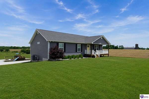 2.3 Acres of Land with Home for Sale in Elizabethtown, Kentucky