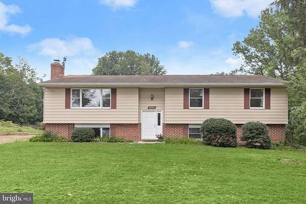 1.58 Acres of Land with Home for Sale in Sykesville, Maryland