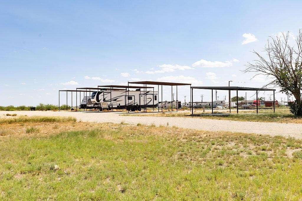 1.17 Acres of Residential Land for Sale in Monahans, Texas