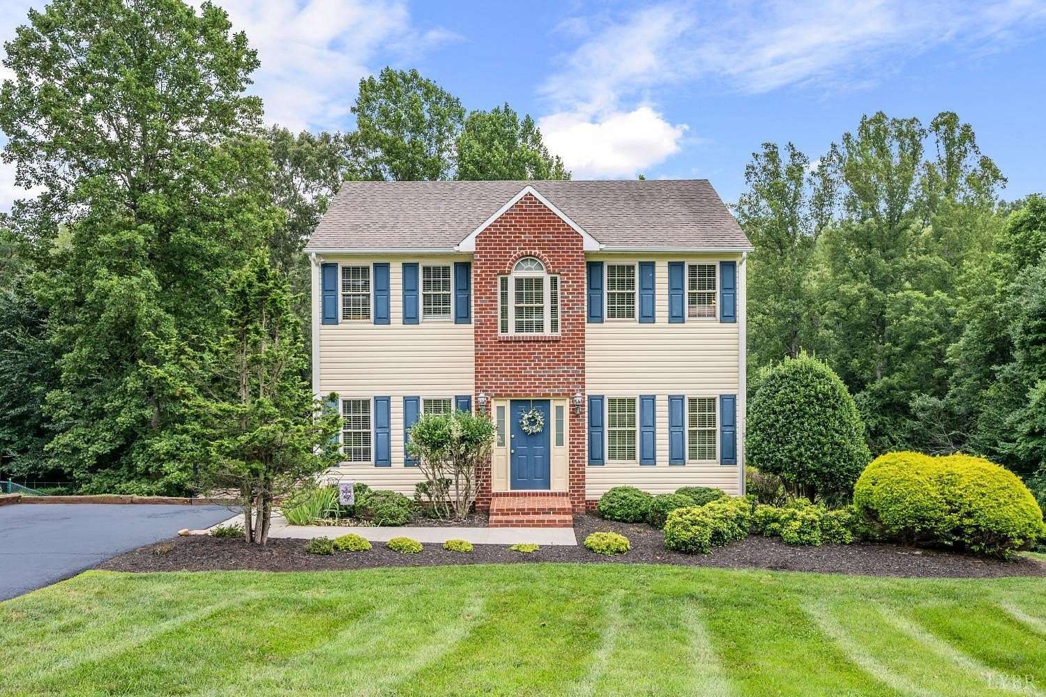 1.52 Acres of Land with Home for Sale in Lynchburg, Virginia
