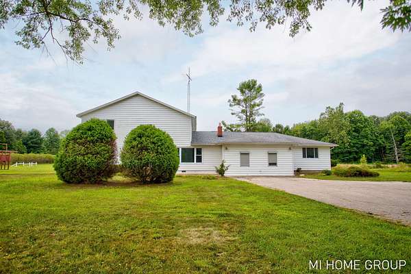 10 Acres of Land with Home for Sale in Covert, Michigan