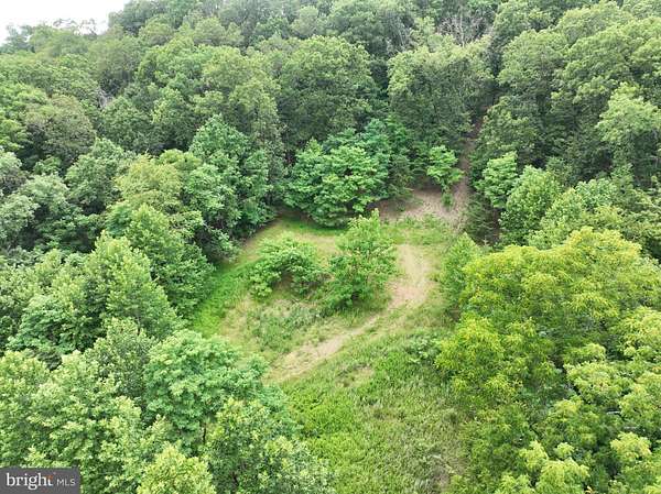 3 Acres of Residential Land for Sale in Hedgesville, West Virginia
