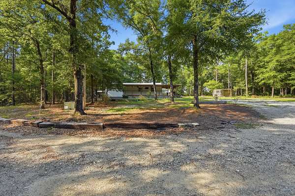 3 Acres of Land with Home for Lease in DeFuniak Springs, Florida