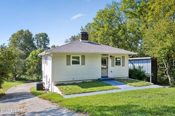 1.89 Acres of Land with Home for Sale in Powell, Tennessee