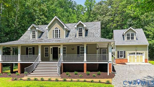 2.74 Acres of Land with Home for Sale in Goochland, Virginia
