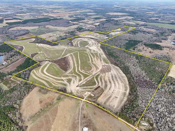 369 Acres of Land for Sale in Slocomb, Alabama