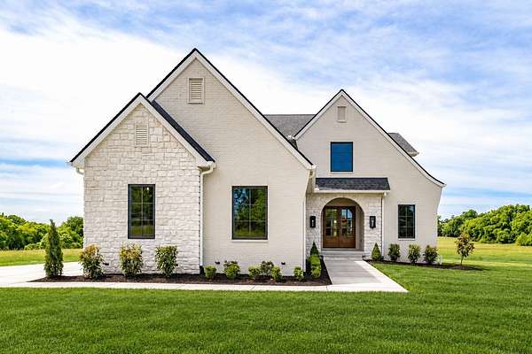 5 Acres of Land with Home for Sale in Lebanon, Tennessee