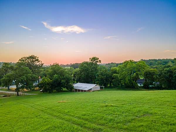 6.3 Acres of Land for Sale in Columbia, Tennessee