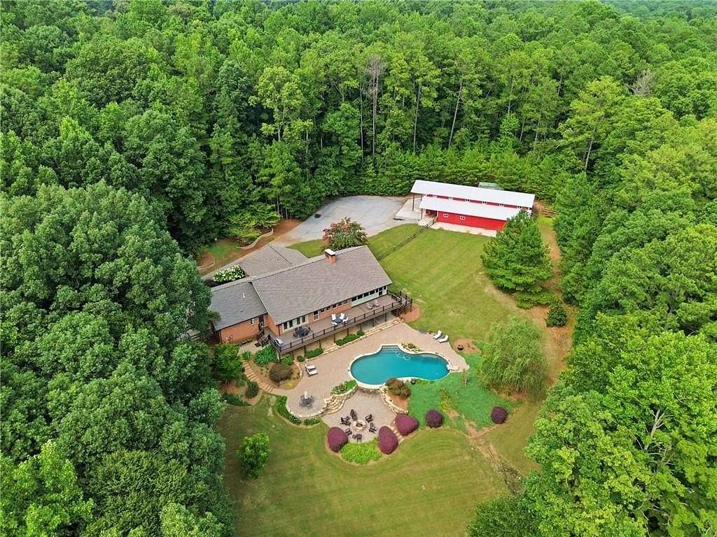 16.3 Acres of Land with Home for Sale in Winston, Georgia