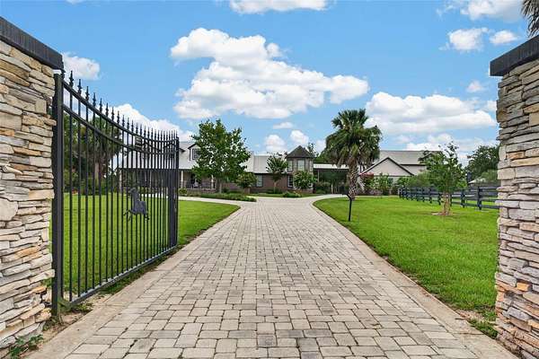 40 Acres of Land with Home for Sale in Umatilla, Florida