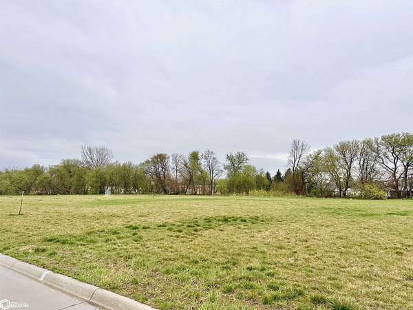 1 Acre of Commercial Land for Sale in Britt, Iowa