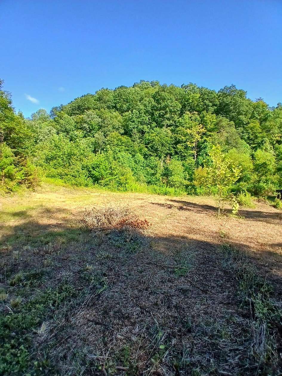 18.9 Acres of Recreational Land for Sale in Manchester, Kentucky