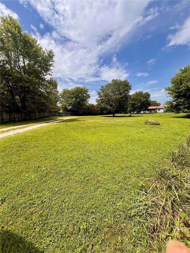 7 Acres of Land with Home for Sale in Huntsville, Arkansas