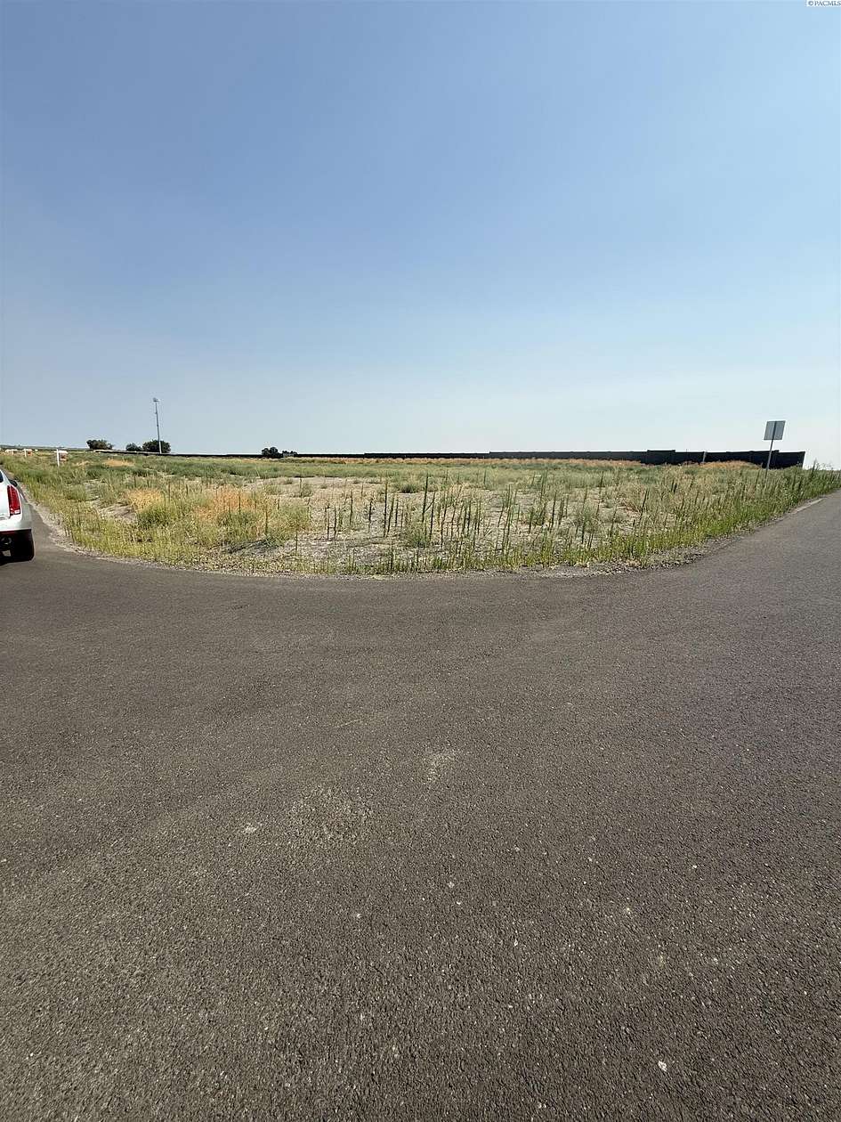 0.54 Acres of Residential Land for Sale in Pasco, Washington