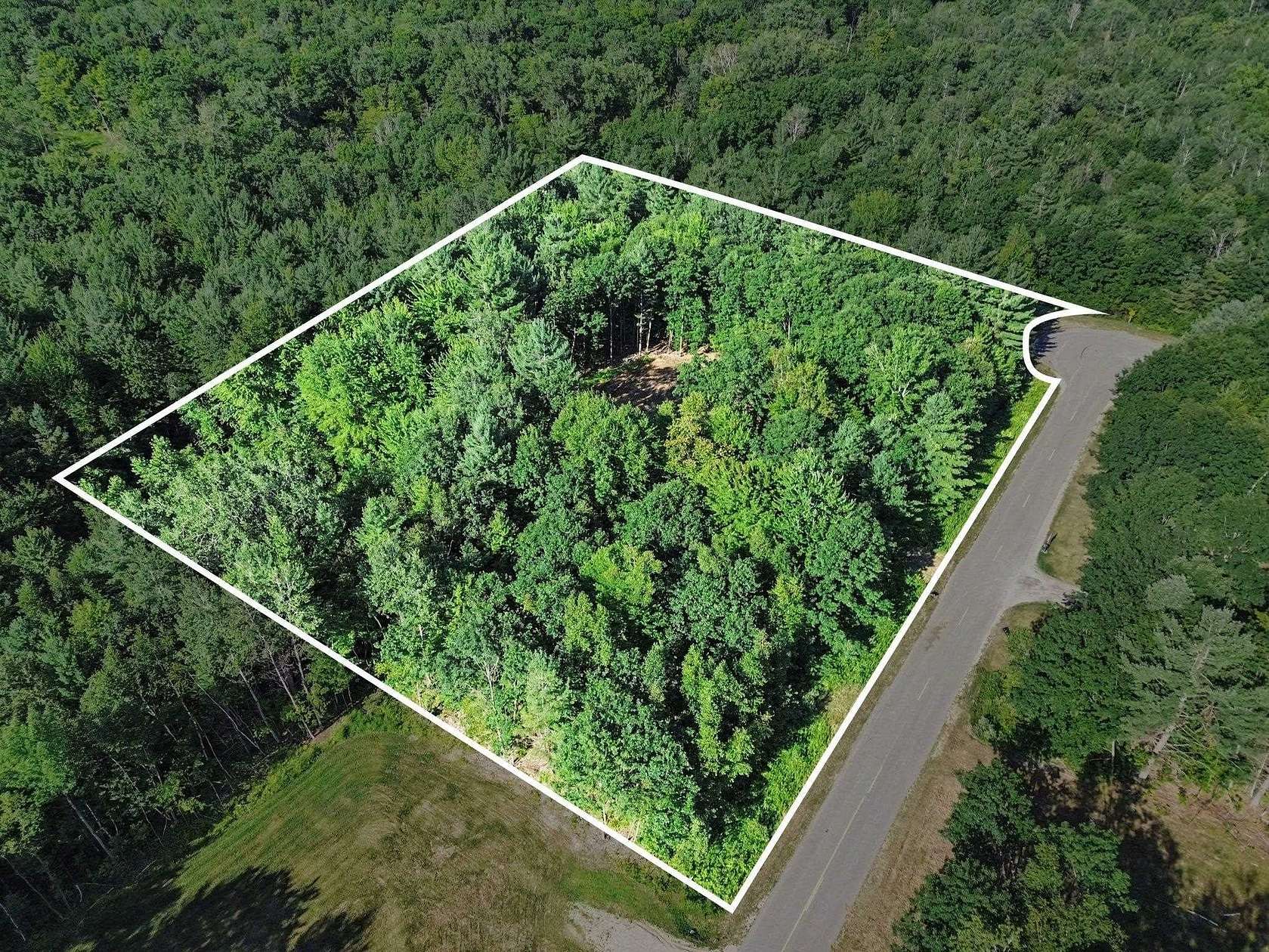 3 Acres of Residential Land for Sale in Beaverton, Michigan