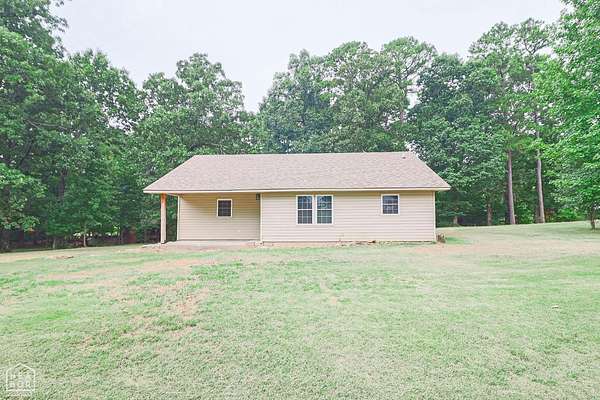 2 Acres of Land with Home for Sale in Jonesboro, Arkansas