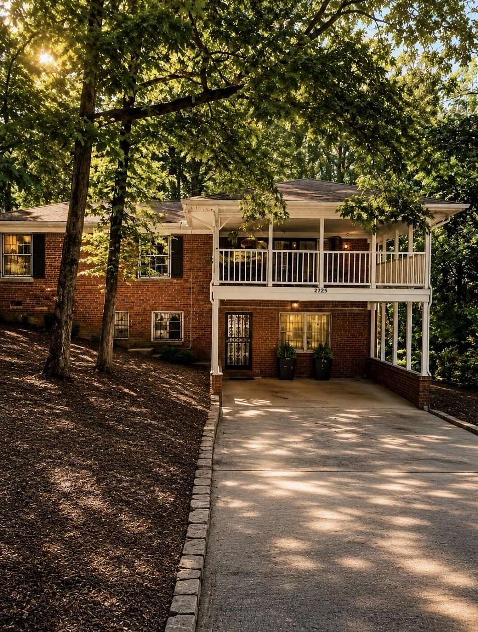 1.72 Acres of Land with Home for Sale in Memphis, Tennessee