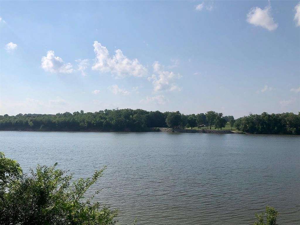 1 Acre of Residential Land for Sale in Savannah, Tennessee