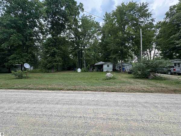 0.23 Acres of Land for Sale in Weidman, Michigan