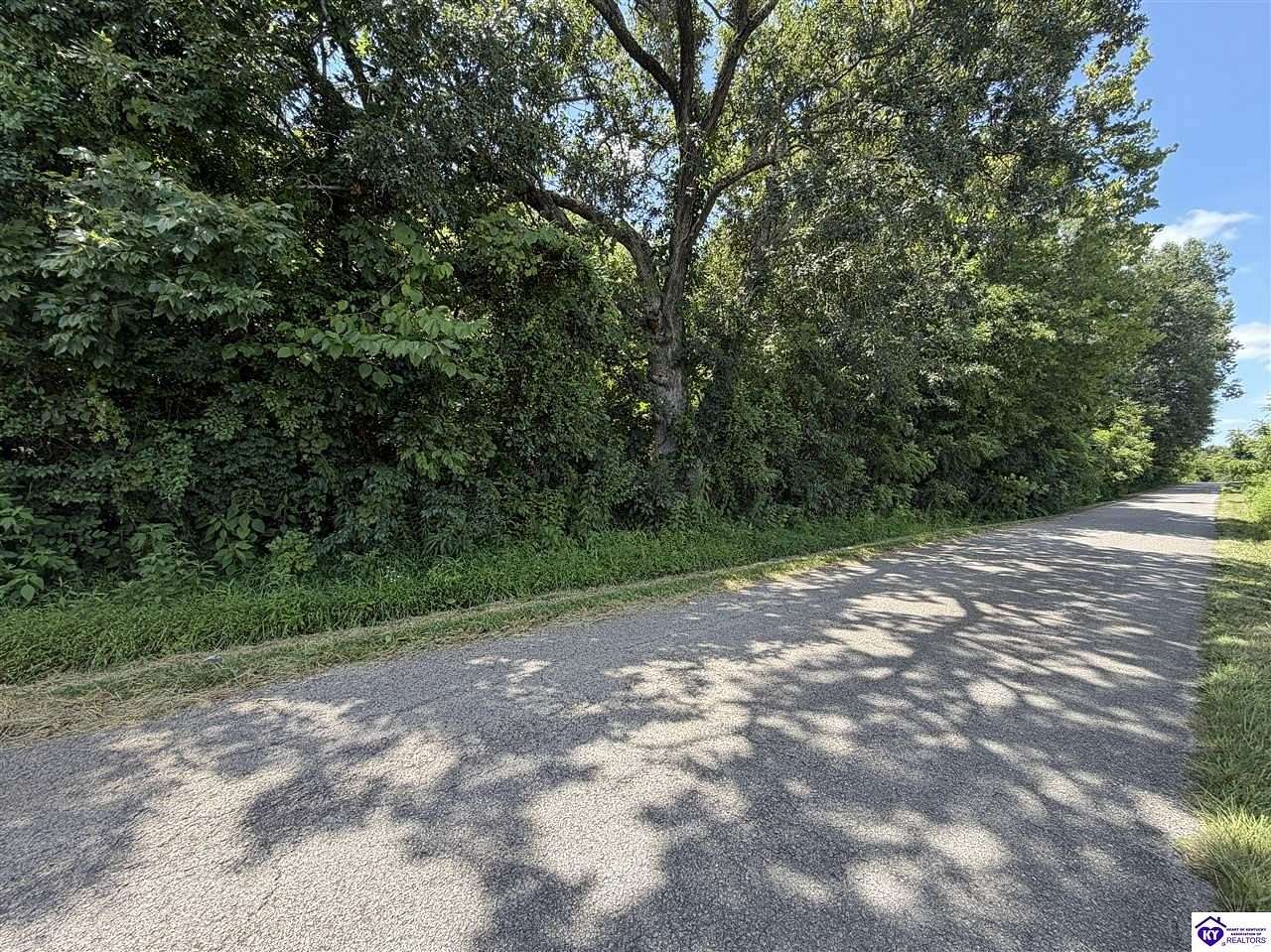 5 Acres of Land for Sale in Hardinsburg, Kentucky