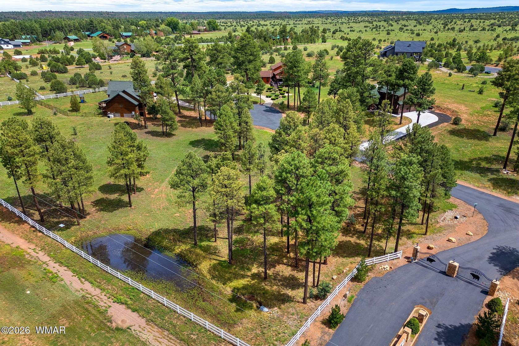 1 Acre of Residential Land for Sale in Overgaard, Arizona