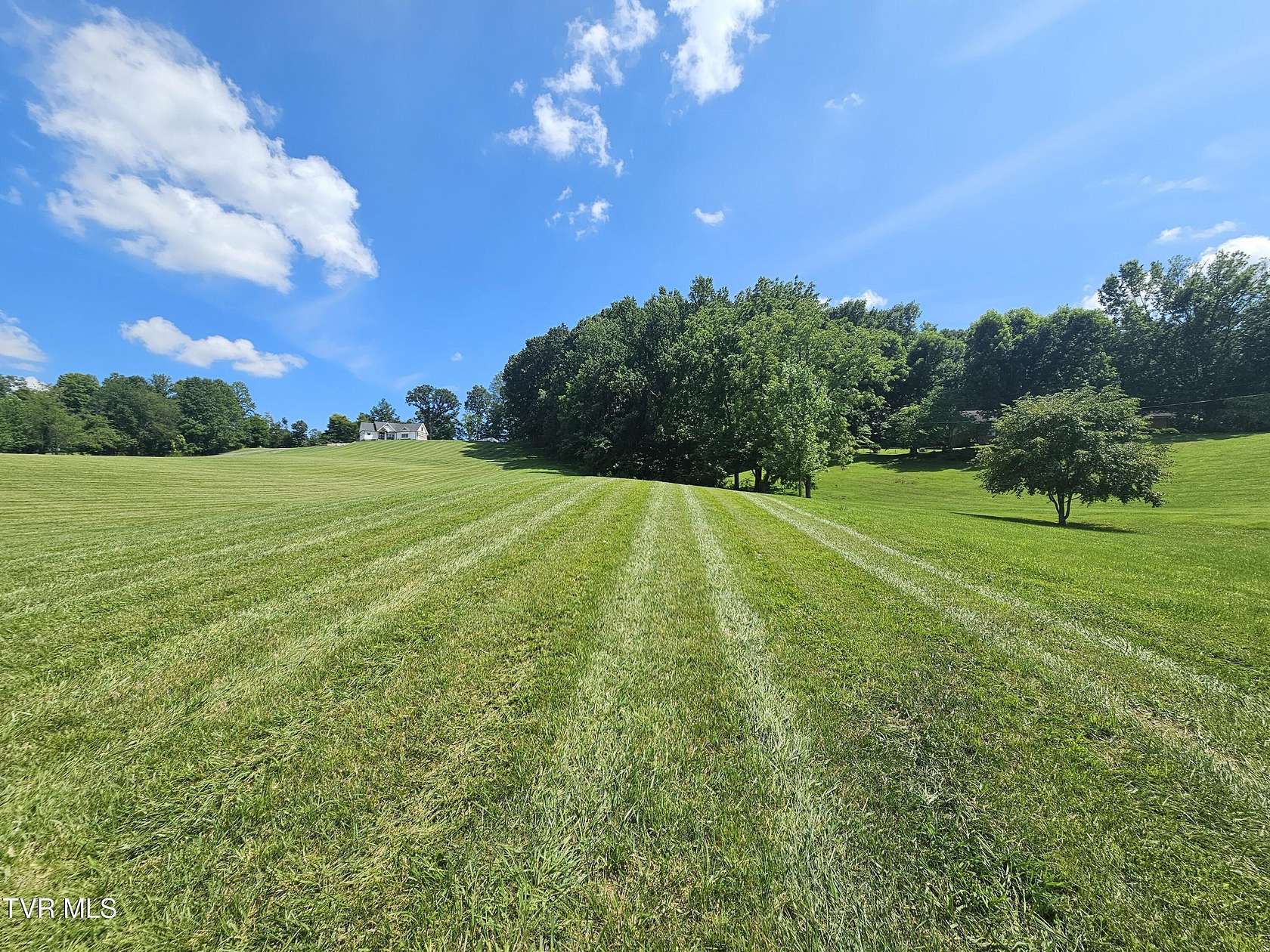 1.1 Acres of Residential Land for Sale in Jonesborough, Tennessee