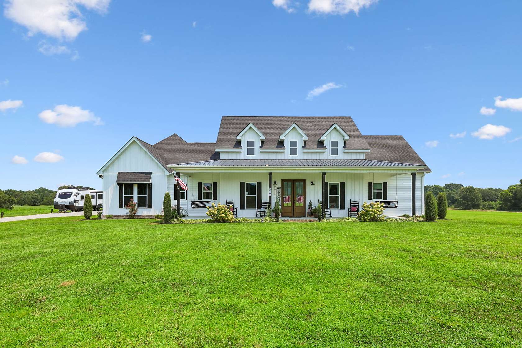 2.8 Acres of Land with Home for Sale in Winchester, Tennessee