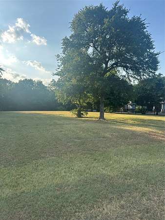 1 Acre of Residential Land for Sale in Gunter, Texas