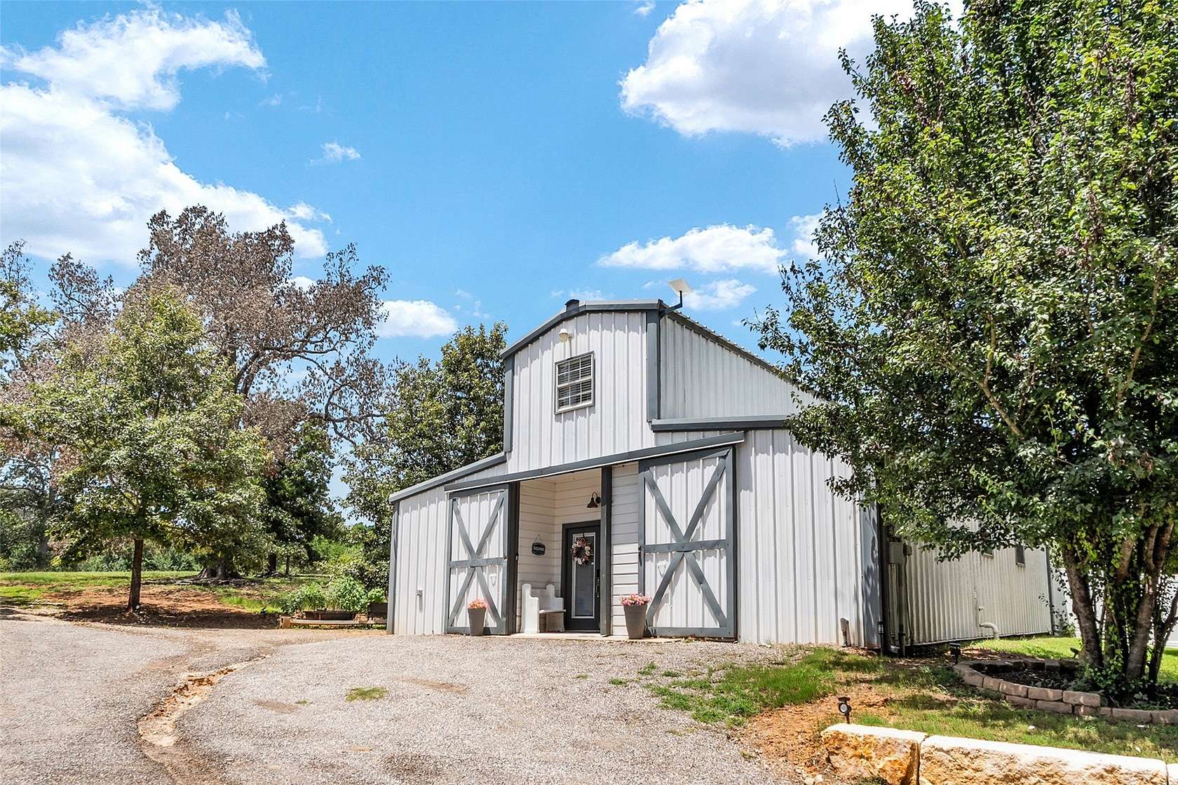 20.9 Acres of Recreational Land with Home for Sale in Athens, Texas