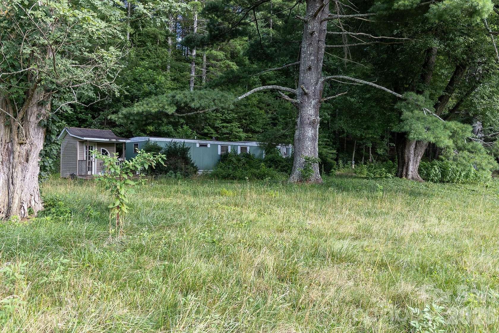 1.18 Acres of Residential Land for Sale in Fletcher, North Carolina