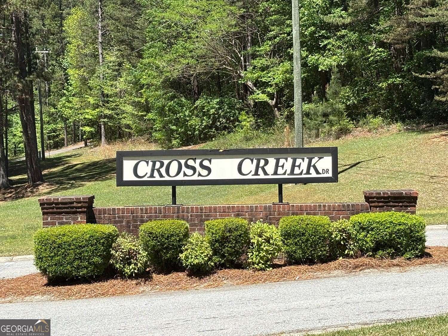 1.57 Acres of Residential Land for Sale in Toccoa, Georgia