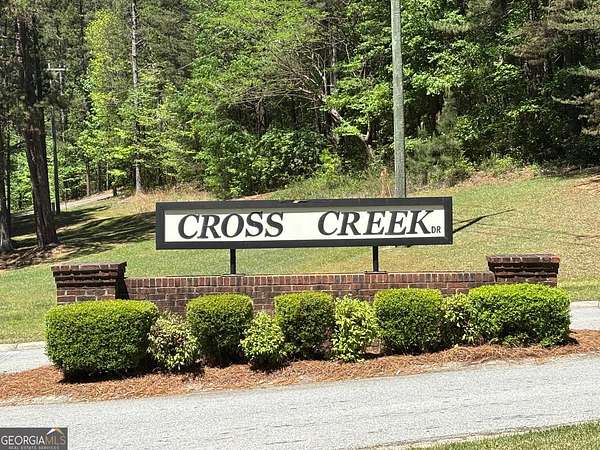1.57 Acres of Residential Land for Sale in Toccoa, Georgia