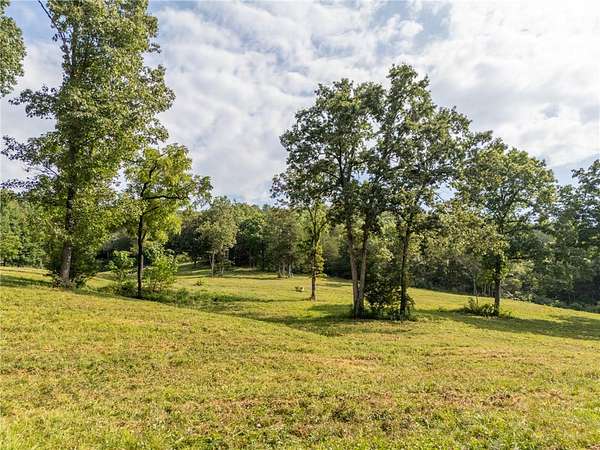 200 Acres of Land for Sale in Omaha, Arkansas