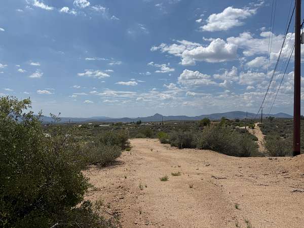 2.3 Acres of Land for Sale in Kirkland, Arizona