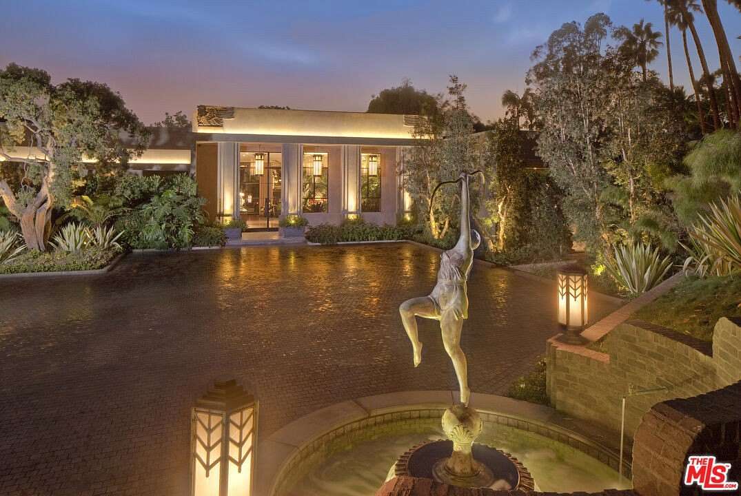 1.88 Acres of Land with Home for Sale in Los Angeles, California