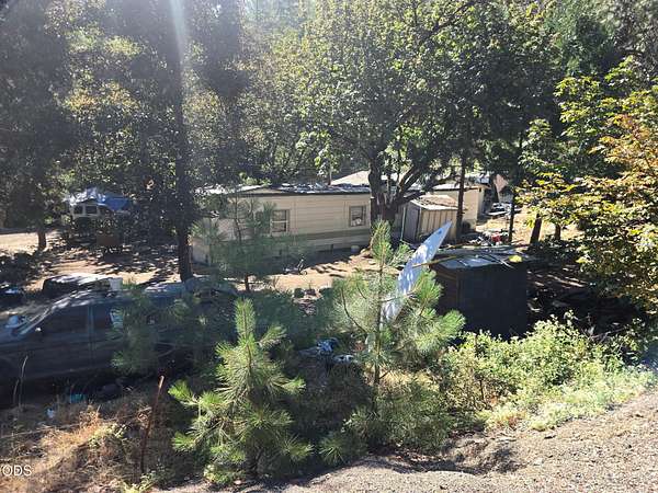 3.63 Acres of Land with Home for Sale in Jacksonville, Oregon