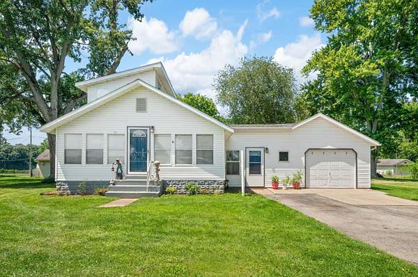 1.5 Acres of Land with Home for Sale in Niles, Michigan