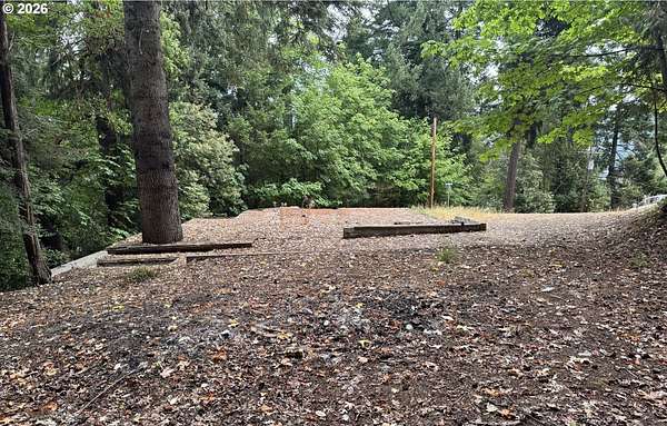 0.64 Acres of Residential Land for Sale in Glendale, Oregon