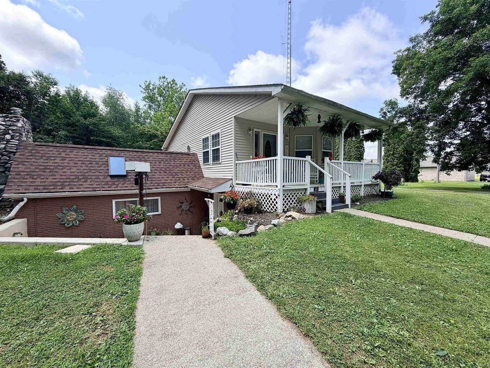 2.22 Acres of Land with Home for Sale in Monticello, Indiana