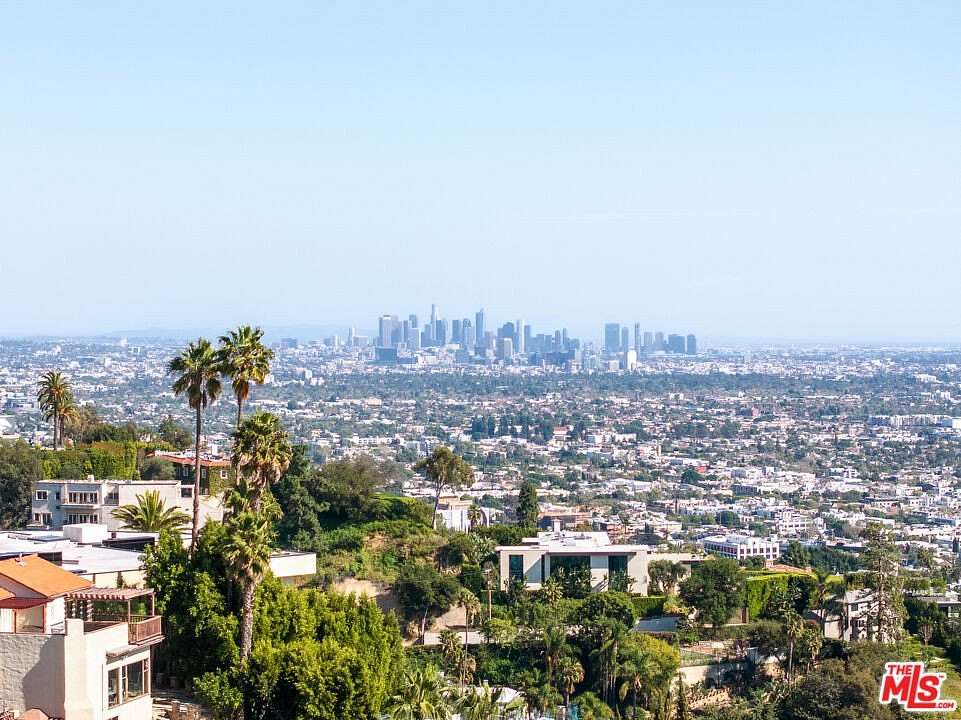 0.13 Acres of Residential Land for Sale in Los Angeles, California