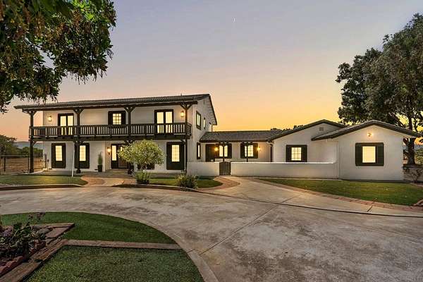 5.1 Acres of Land with Home for Sale in Hollister, California