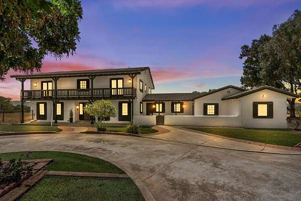 5.1 Acres of Land with Home for Sale in Hollister, California