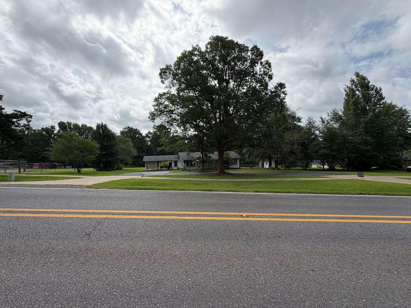 4.66 Acres of Improved Commercial Land for Sale in Choudrant, Louisiana