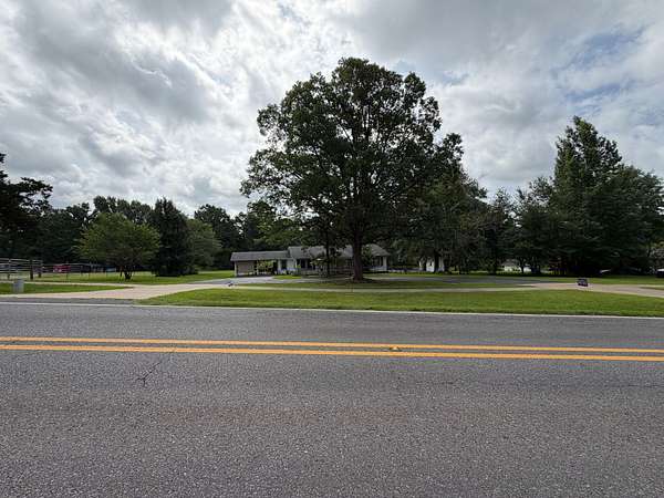 4.66 Acres of Improved Commercial Land for Sale in Choudrant, Louisiana