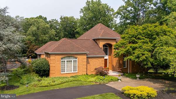 3.8 Acres of Land with Home for Sale in Meadowbrook, Pennsylvania