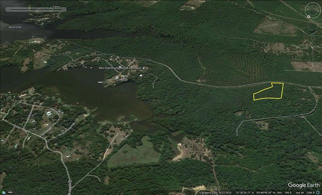 5 Acres of Land for Sale in Milam, Texas