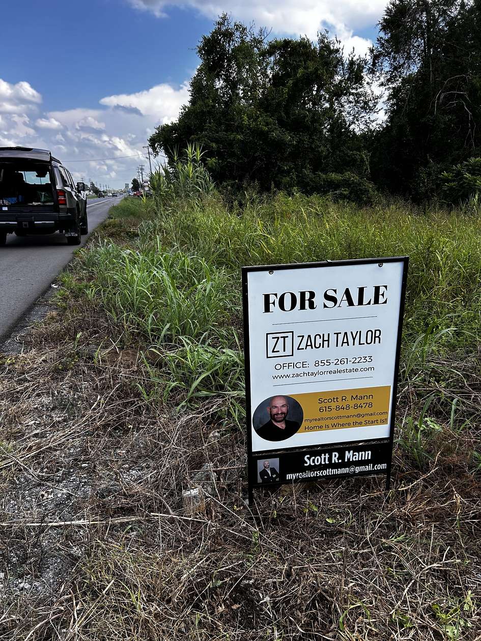 0.8 Acres of Commercial Land for Sale in Murfreesboro, Tennessee